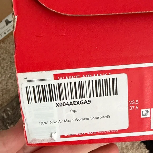 Nike Low Top Sneakers in Cream & Blush - Picture 2 of 2